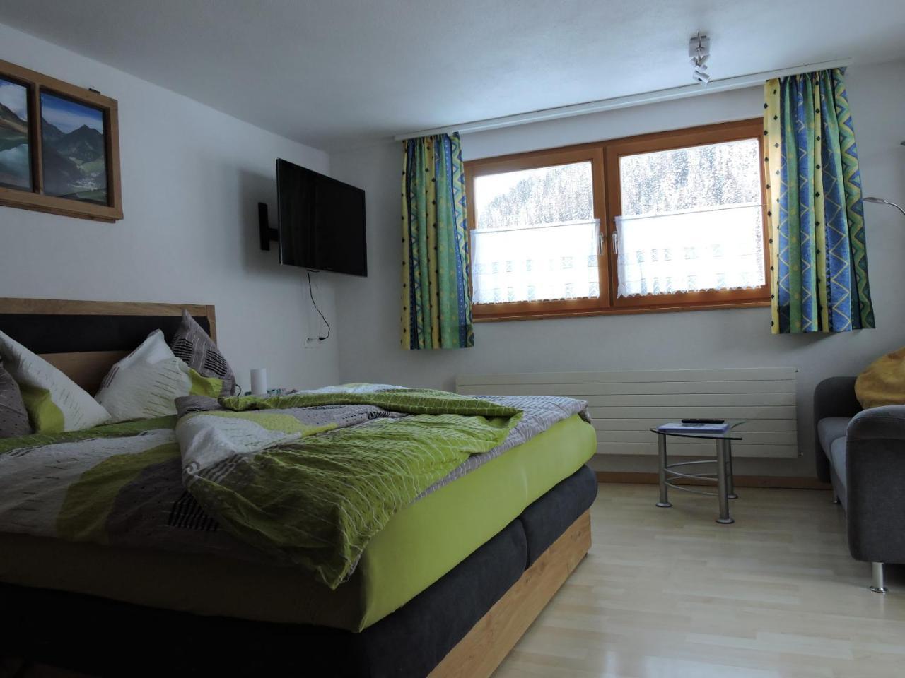 Haus Bergkristall Samnaun Bagian luar foto