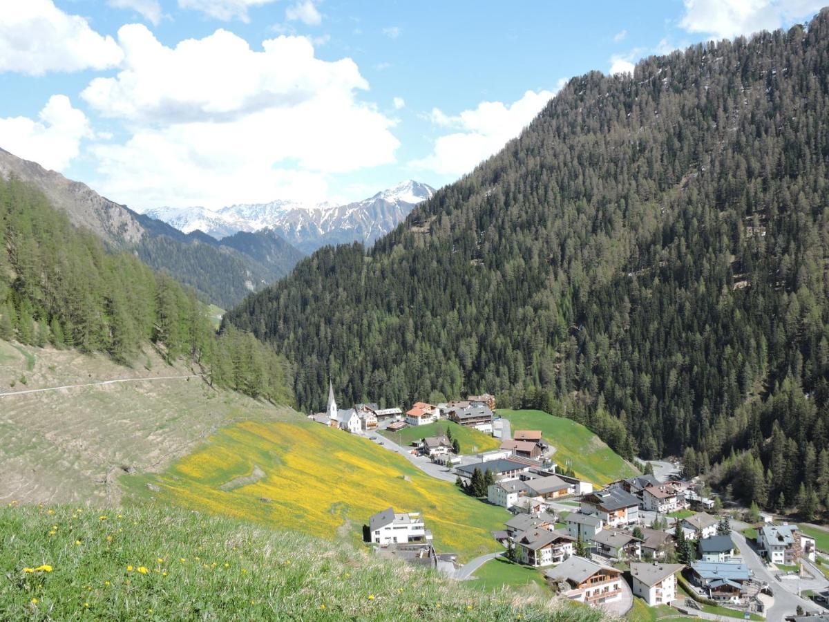 Haus Bergkristall Samnaun Bagian luar foto